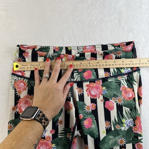 Lululemon Athletica 8 Wunder Under Crop Full-On Luxtreme Palm Play Floral Stripe - Picture 12 of 15